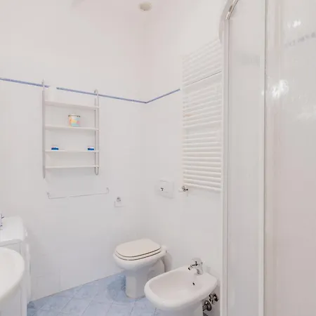 Apartment 20